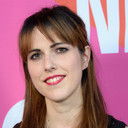 Anouk Whissell als The Mother