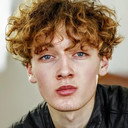 Miles Hayden als Young Diego