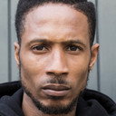 D Double E als Self