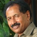 Jayalath Manoratne als Samson, the Tailor
