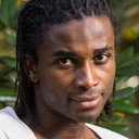 Salvador Alogo als Spanish News Anchor
