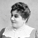 Delphine Renot als la nourrice