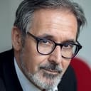 Emmanuel Ménard als François Fillon