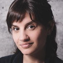 Pascale T. Tremblay als Serveuse