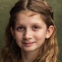 Olivia Lynes als Judith
