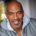 Byron McIntyre als Official