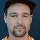 Jordan Hoffart als Zolar