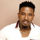 Deshawn Long als Roy