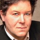 Mark Perry als John MacGregor