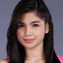 Heaven Peralejo als Aica