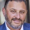 Jon Bruno als Russell's Bodyguard