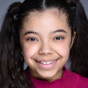 Poppy Caton als Little Princess / Ensemble Cast