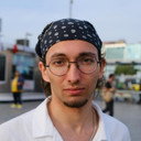 Efe Çetin als Student
