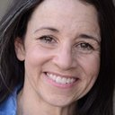 Jennie Fahn als Valerie