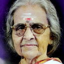 Aranmula Ponnamma als B. G. Menon's Sister