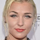 Maty Noyes als Self