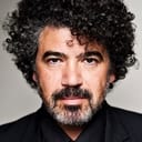 Miltos Yerolemou als Dr. Mai