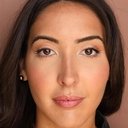 Nicole Annunziata als Amy