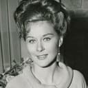 Joyce Meadows als Sally Fallon