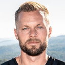 Sebastian Larsson als Self