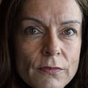 Nancy Palk als Andrea