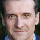 Graham Vick als Ensemble / Martin Understudy / Cliff Understudy / Dai Understudy