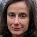 Tracy-Louise Ward als Katz