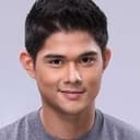 Carl Guevarra als Young Joaquin (segment "Ukay-Ukay")