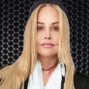 Susie Singer Carter als Suzie the Stripper