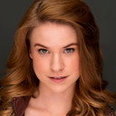 Megan James als Hannah's Colleague #1