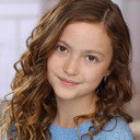 Emma Jagger als Young Cinderella (voice)