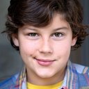 Colin Heintz als Grant Timms