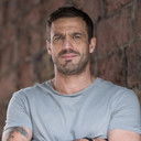 Jamie Lomas als British Soldier