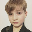 Dylan Miles-Davis als William