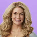 Amber Morrison als Self - Contestant