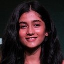 Ashlesha Thakur als Alia