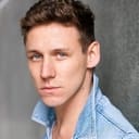 Ashley Lloyd als "Rock DJ" Dancer