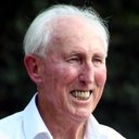 Louis Le Pensec als Self - Minister of Overseas Territories (archive)