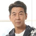 梁健平 als (segment "Headmaster")