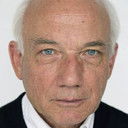 Jean Paul Szybura als Priest