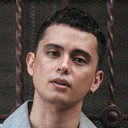 James Reid als Top