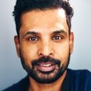 Dinesh Thyagarajan als Malik 'Mali' Ali