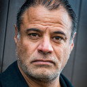 Iván Gallardo als Häuptling Navarro