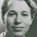 Peter Höglund als Gusten