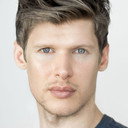 Lucas Steele als Jesse