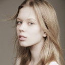 Ann-Heliin Saadoja als Mari