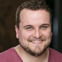 Daniel James Pike als Barry