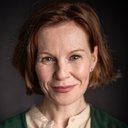 Elisa Doughty als Dirigeante