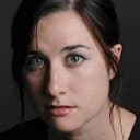 April Wade als Erin