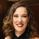 Adriana Birolli als Patrícia Buarque Siqueira de Velmont